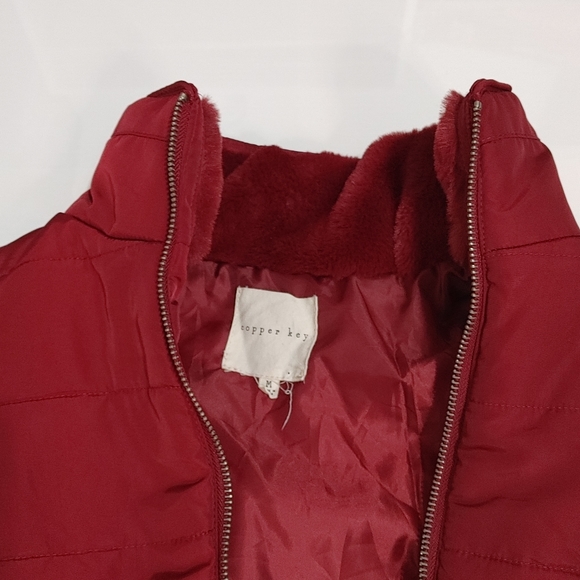 Copper Key Vest - Picture 4 of 8